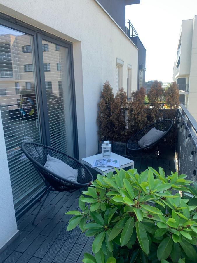 Two-Levels Penthouse With A Garden In The City Center Daire Łódź Dış mekan fotoğraf